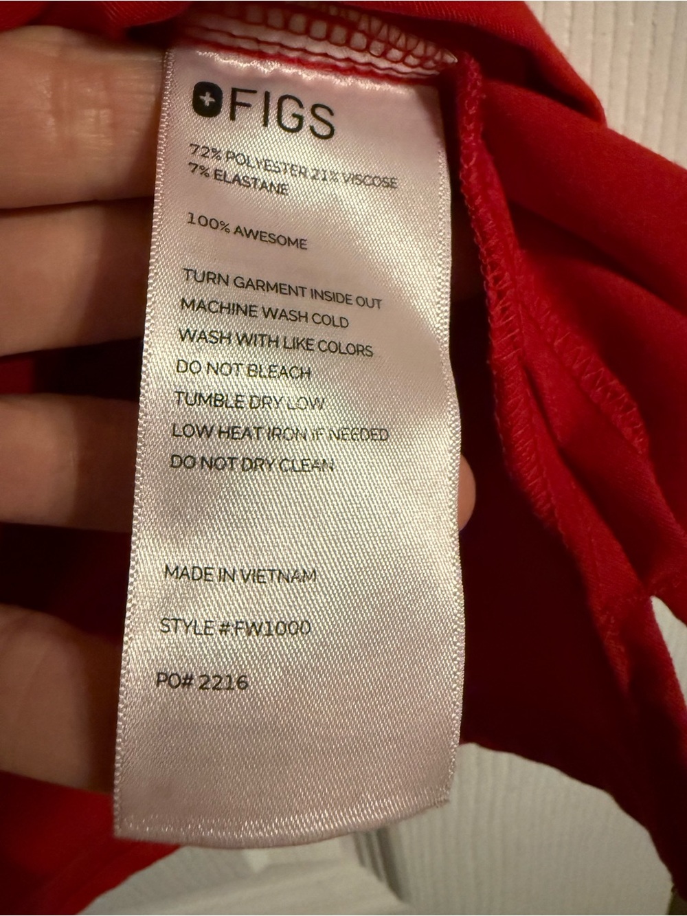 FIGS Winning Red Catarina V-Neck Scrub Top M, EUC - Picture 9 of 10